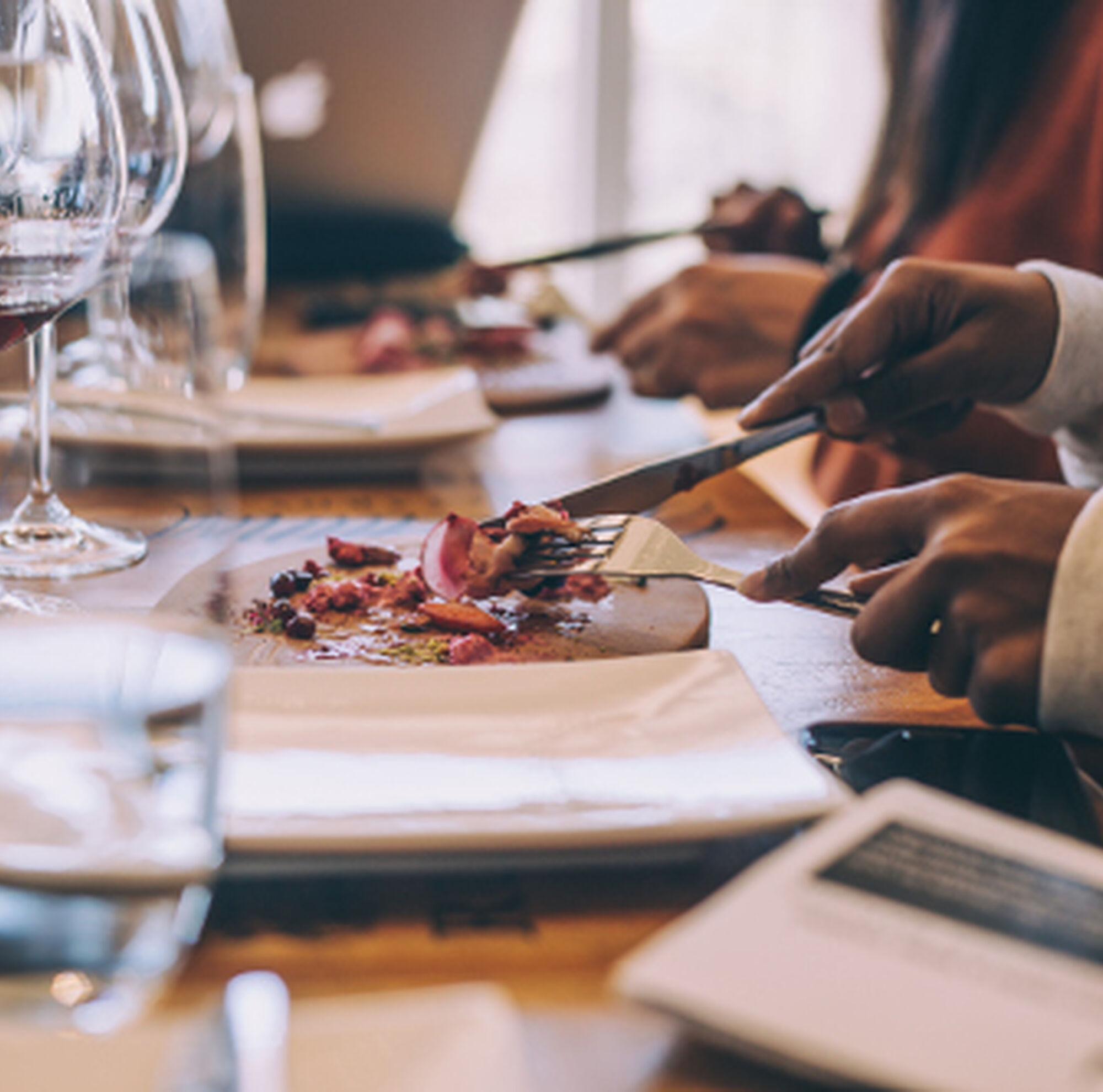 1512377401808 Eke5 Ujl Re N