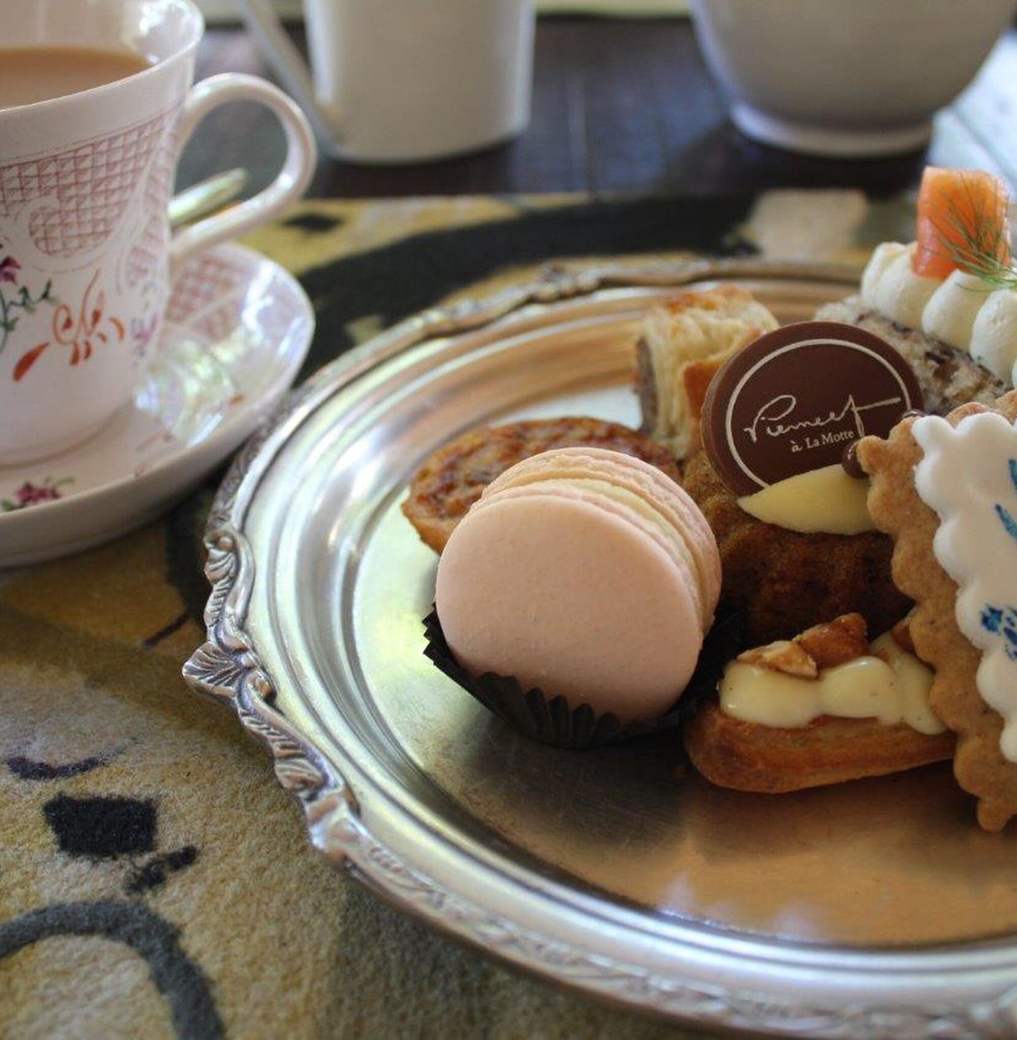 1513666440017 41e i8s Zf4