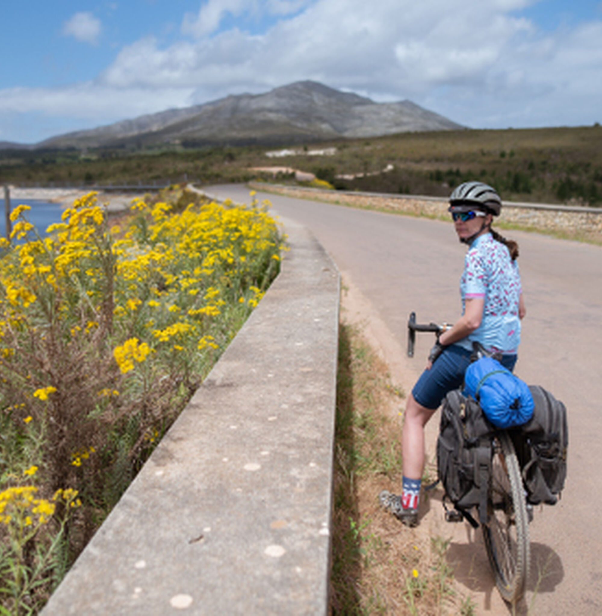 1544187766017 4yx8q08718