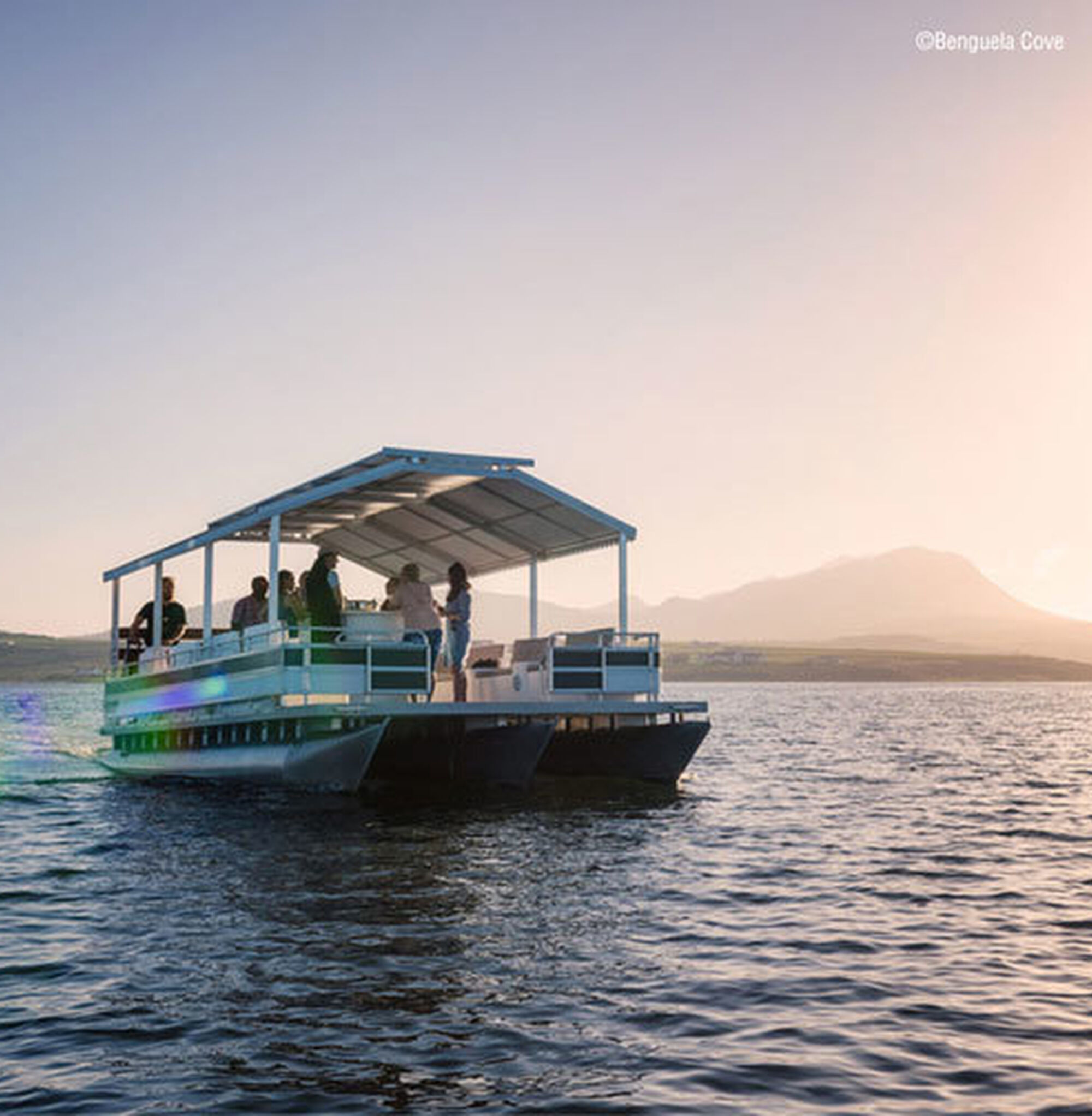 1504510473160 4yx5m Wg IK7