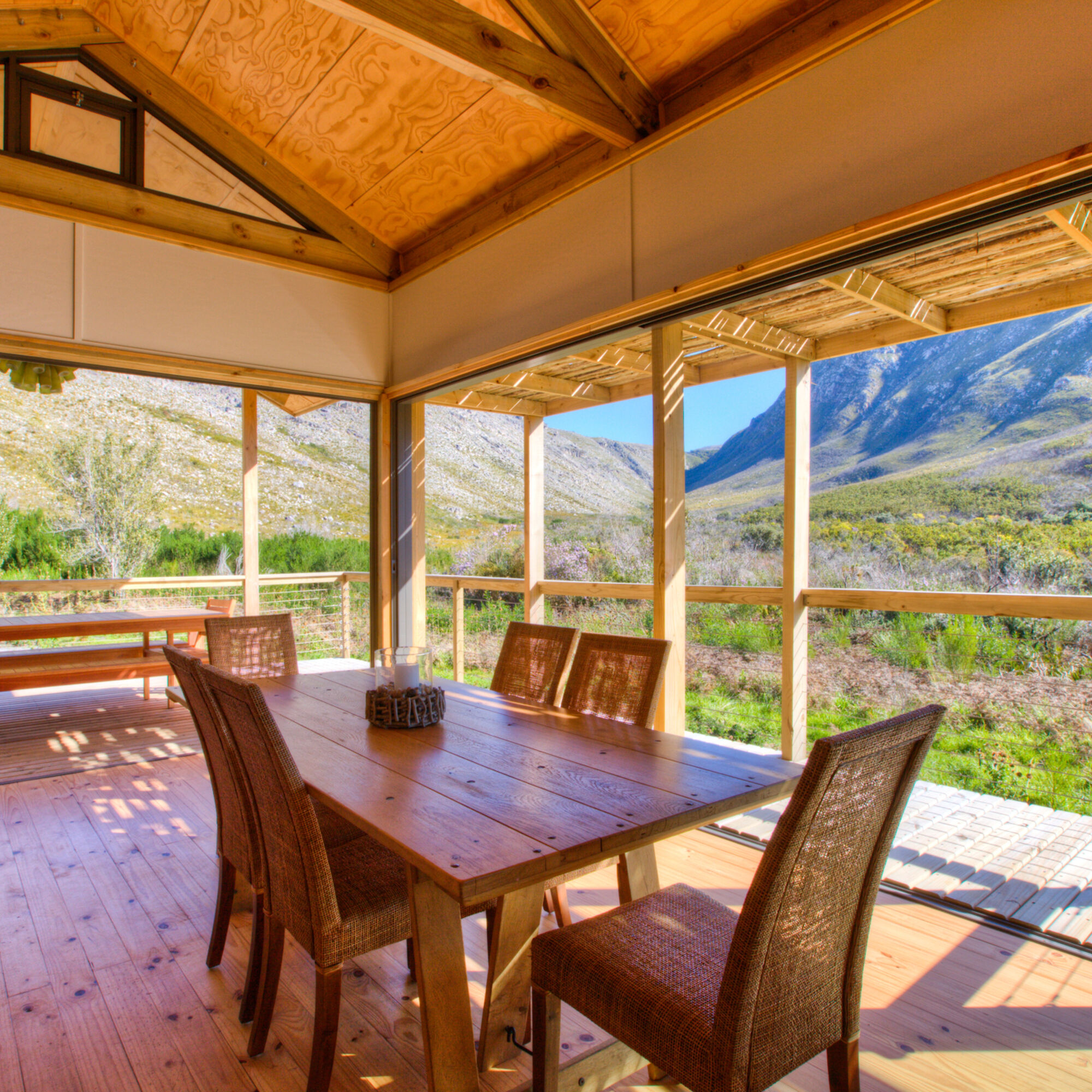 Oudebosch Eco Cabin 5 copyright Scott Ramsay Oudebosch Eco Cabin 5 copyright Scott Ramsay